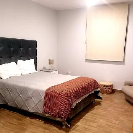 Hotel Sol De Ocucaje #1 San Antonio Екстериор снимка