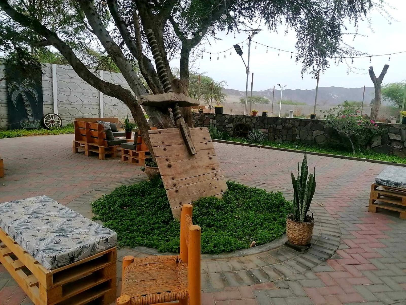 Hotel Sol De Ocucaje #1 San Antonio Екстериор снимка